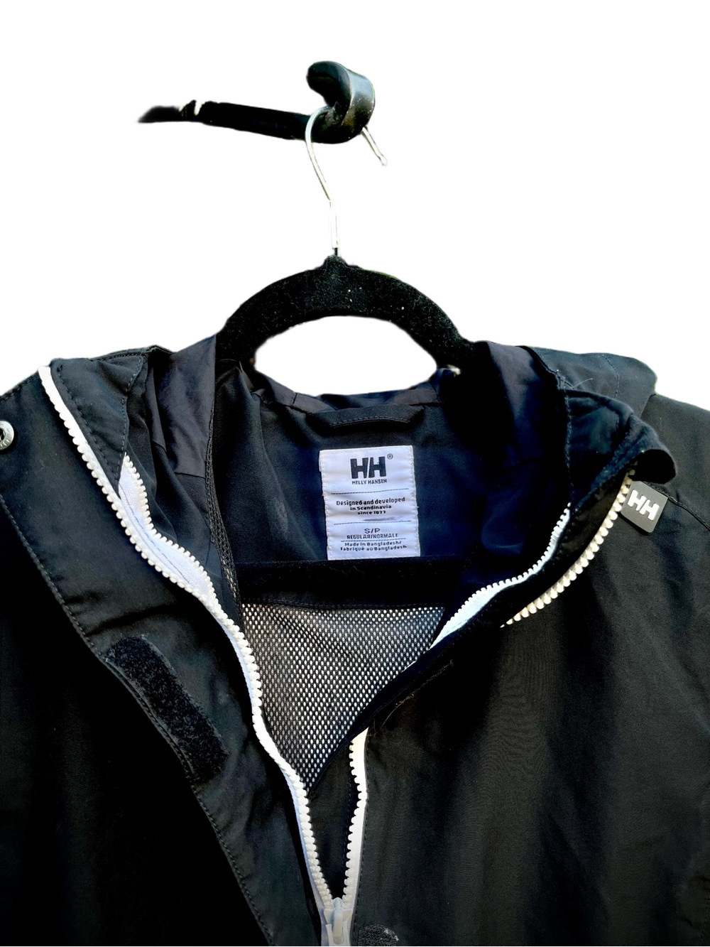 Helly Hansen Women’s Black Helly Tech Waterproof Rain Jacket Size S - Picture 13 of 13
